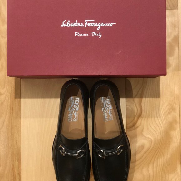 Ferragamo Leather Loafer main image 6